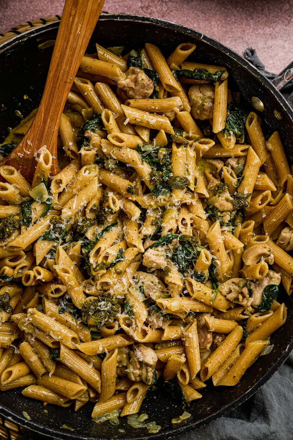High Protein Kip Pesto Pasta